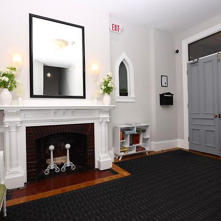 Cozy Studio On Newbury Street, #1 Boston Exteriör bild